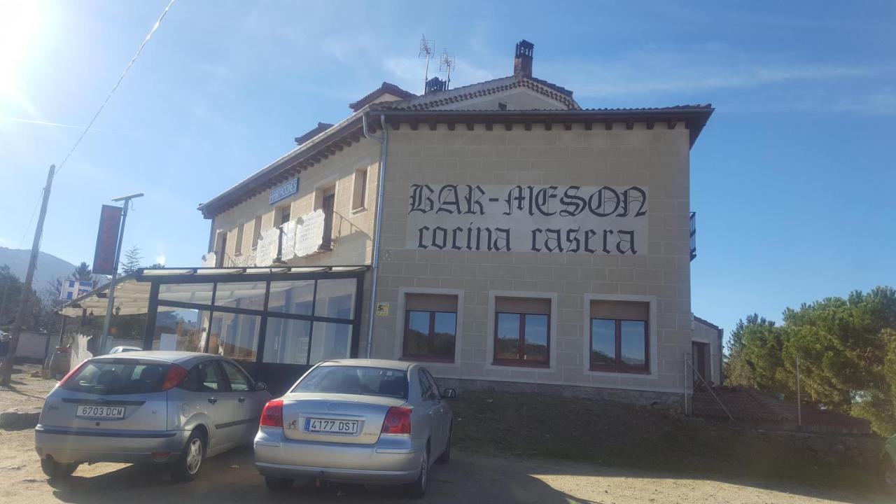 Hospedaje Casa Mariano セゴビア エクステリア 写真